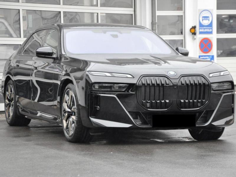 Купить BMW i7 xDrive60 электро 2025 id-1006369 в Киеве, Фото №[delta]