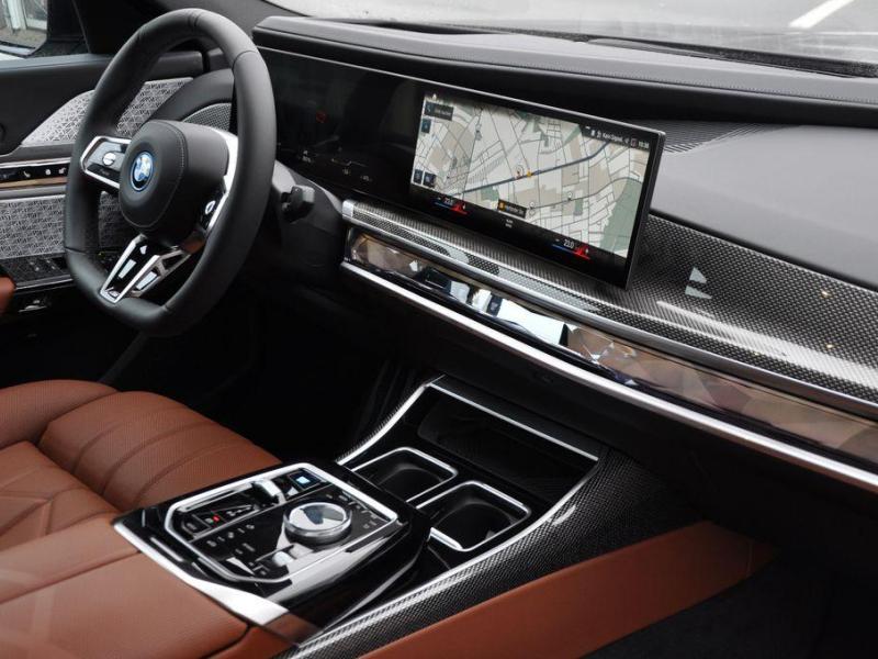 Купить BMW i7 xDrive60 электро 2025 id-1006369 в Киеве, Фото №[delta]