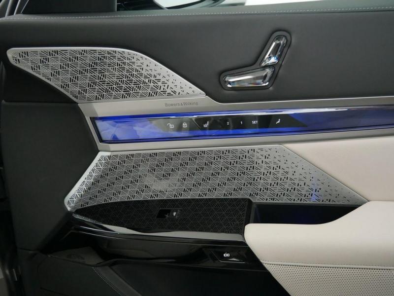 Купить BMW i7 электро 2024 id-1006374 в Киеве, Фото №[delta]