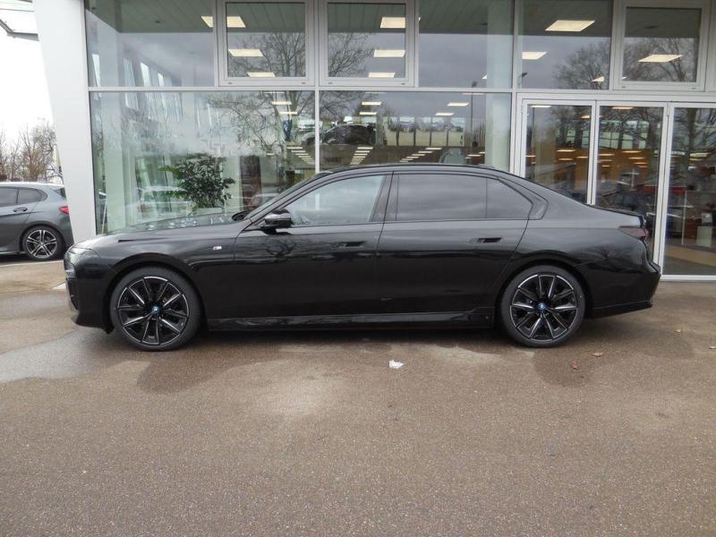 Купить BMW i7 xDrive60 электро 2025 id-1006373 в Киеве, Фото №[delta]