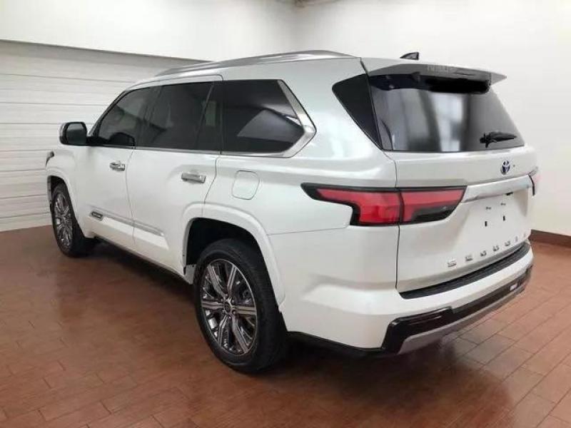 Купить Toyota Sequoia Capstone гибрид 2024 id-1006384 в Киеве, Фото №[delta]
