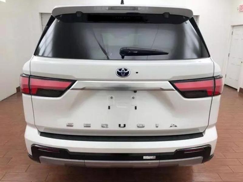 Купить Toyota Sequoia Capstone гибрид 2024 id-1006384 в Киеве, Фото №[delta]