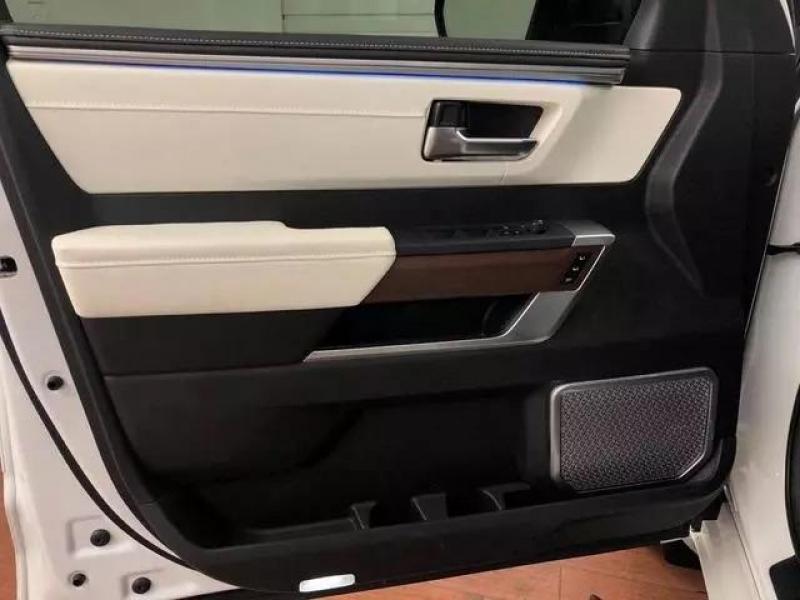 Купить Toyota Sequoia Capstone гибрид 2024 id-1006384 в Киеве, Фото №[delta]