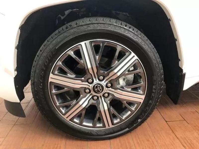 Купить Toyota Sequoia Capstone гибрид 2025 id-1006384 в Киеве, Фото №[delta]