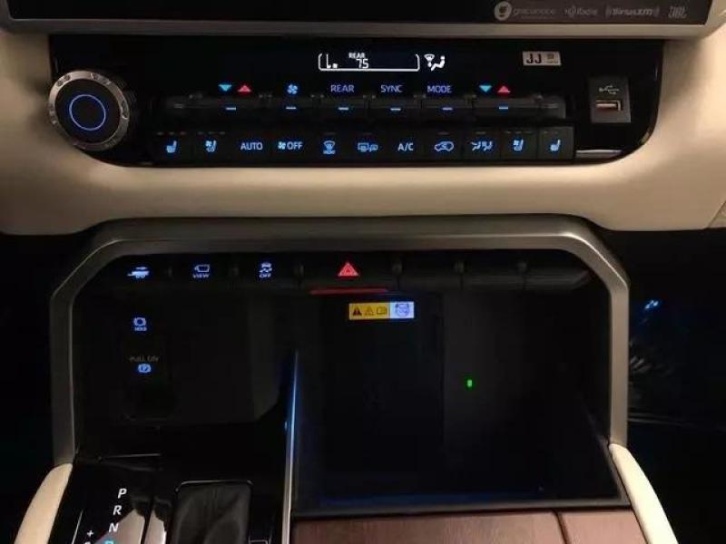 Купить Toyota Sequoia Capstone гибрид 2025 id-1006384 в Киеве, Фото №[delta]