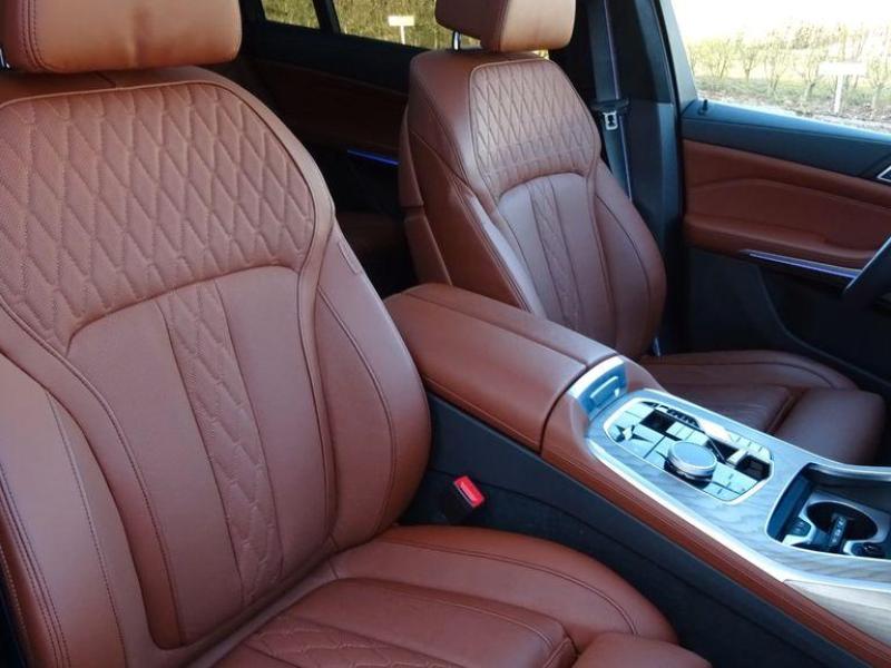 Купить BMW X7 xDrive40d дизель 2025 id-1006385 в Киеве, Фото №[delta]