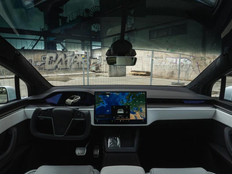 Купить Tesla Model X Plaid электро 2023 id-1006389 в Киеве, Фото №[delta]