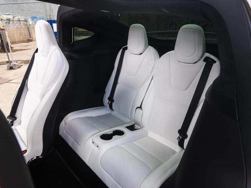 Купить Tesla Model X Plaid электро 2023 id-1006389 в Киеве, Фото №[delta]