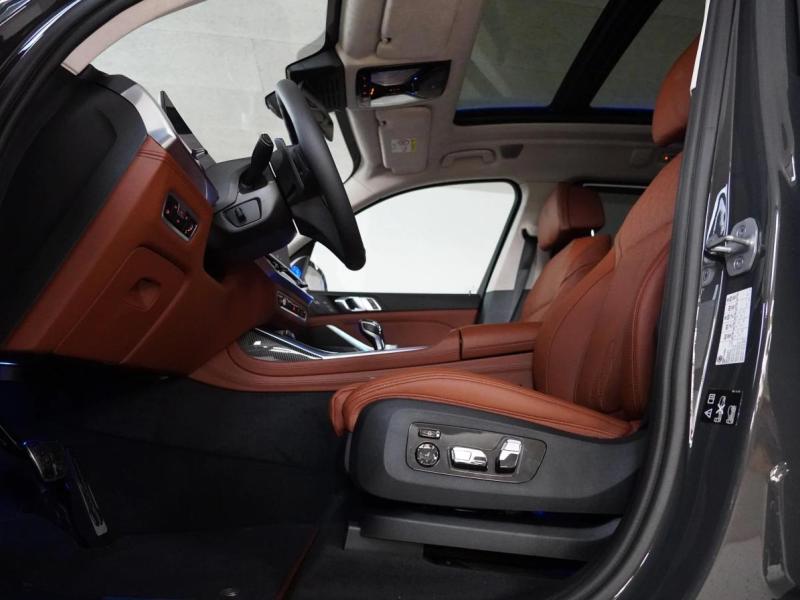 Купить BMW X7 Alpina бензин 2025 id-1006390 в Киеве, Фото №[delta]