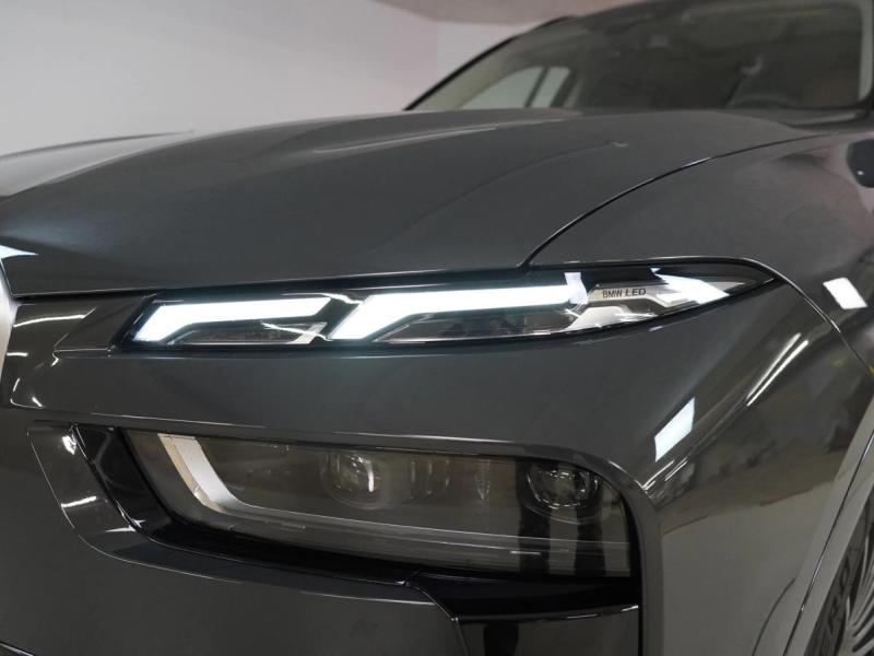 Купить BMW X7 Alpina бензин 2025 id-1006390 в Киеве, Фото №[delta]