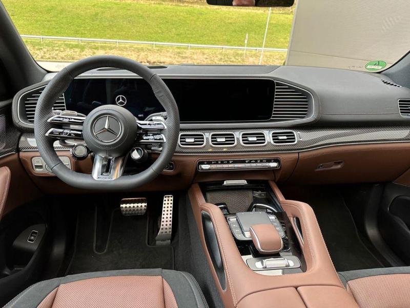 Купить Mercedes-Benz GLS 63 AMG-4Matic бензин 2025 id-1006396 в Киеве, Фото №[delta]