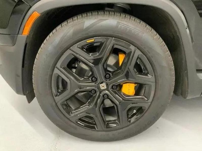 Купить Rivian R1T Launch Edition бензин 2025 id-1006397 в Киеве, Фото №[delta]