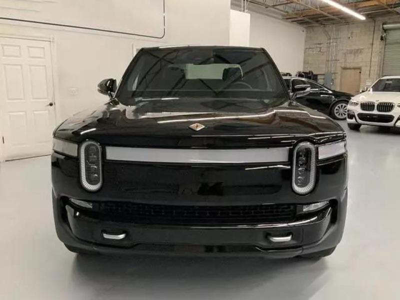 Купить Rivian R1T Launch Edition бензин 2025 id-1006397 в Киеве, Фото №[delta]