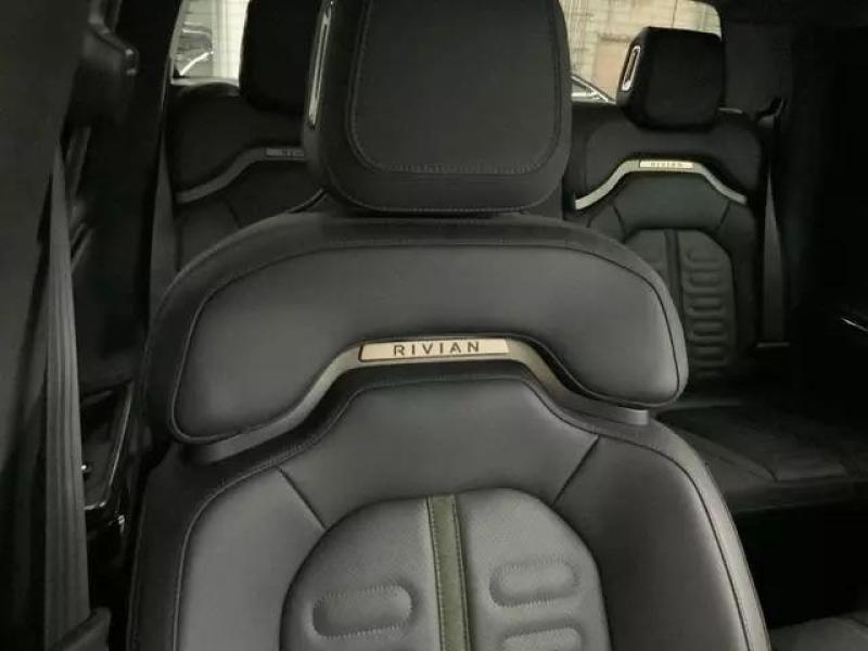 Купить Rivian R1T Launch Edition бензин 2025 id-1006397 в Киеве, Фото №[delta]