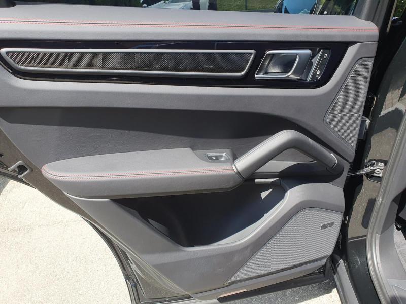 Купить Porsche Cayenne Turbo GT бензин 2023 id-1006441 в Киеве, Фото №[delta]