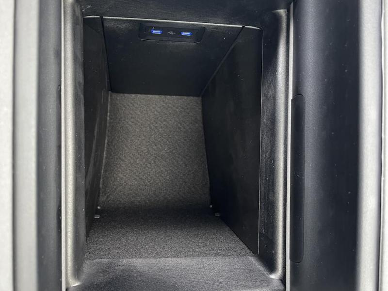 Купить Mercedes-Benz EQS SUV 450+ электро 2024 id-1006456 в Киеве, Фото №[delta]