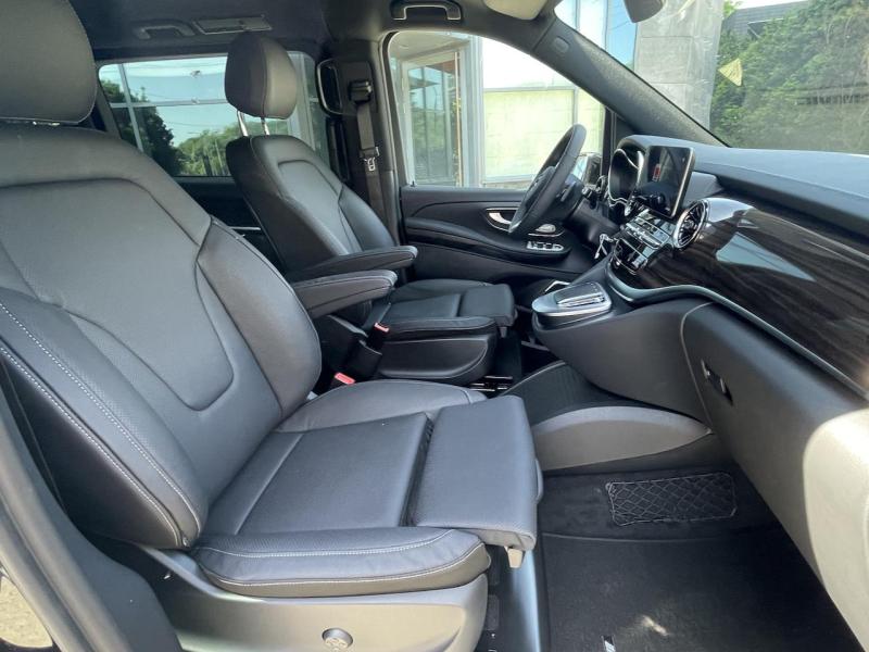 Купить Mercedes-Benz V 300D AMG Long 4matic дизель 2025 id-1006453 в Киеве, Фото №[delta]