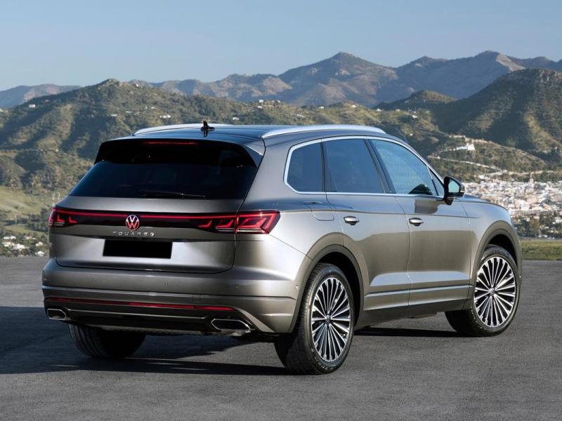 Купить Volkswagen Touareg бензин 2025 id-1006460 в Киеве, Фото №[delta]