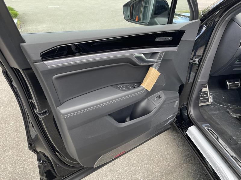 Купить Volkswagen Touareg 3.0 TDI дизель 2024 id-1006462 в Киеве, Фото №[delta]