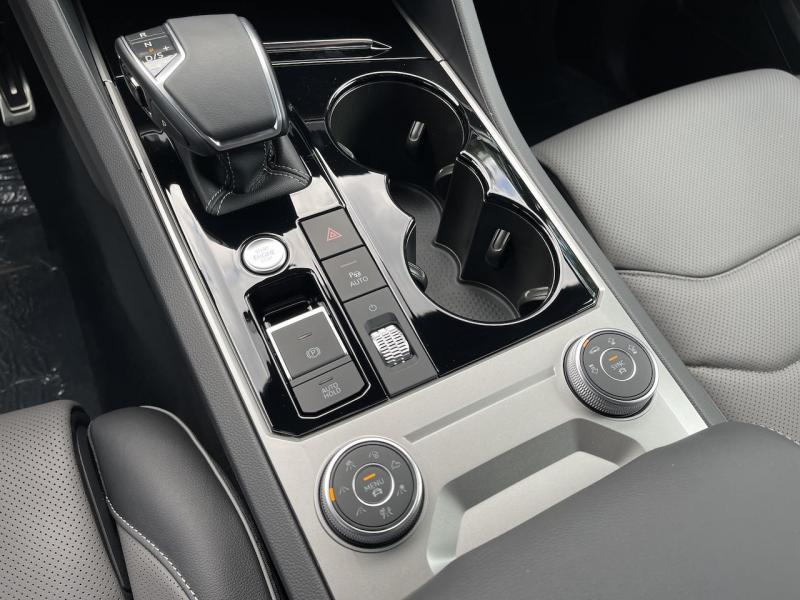 Купить Volkswagen Touareg 3.0 TDI дизель 2024 id-1006462 в Киеве, Фото №[delta]