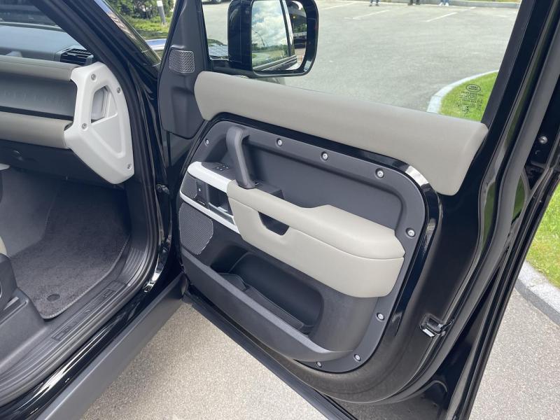 Купить Land-Rover Defender 110 дизель 2024 id-1006463 в Киеве, Фото №[delta]