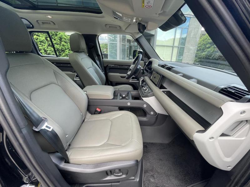 Купить Land-Rover Defender 110 дизель 2024 id-1006463 в Киеве, Фото №[delta]