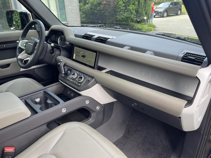 Купить Land-Rover Defender 110 дизель 2024 id-1006463 в Киеве, Фото №[delta]