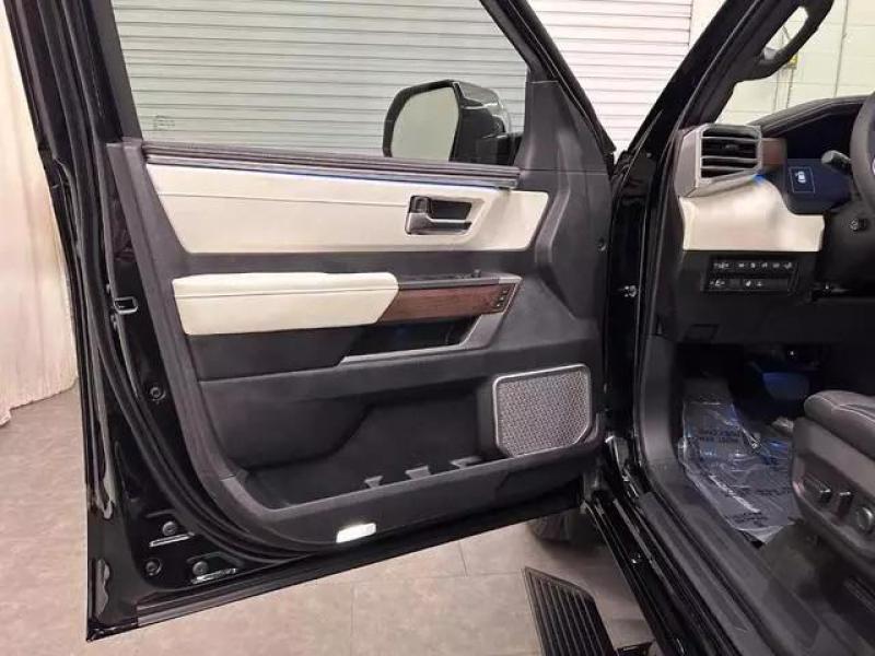 Купить Toyota Sequoia Capstone гибрид 2025 id-1006466 в Киеве, Фото №[delta]