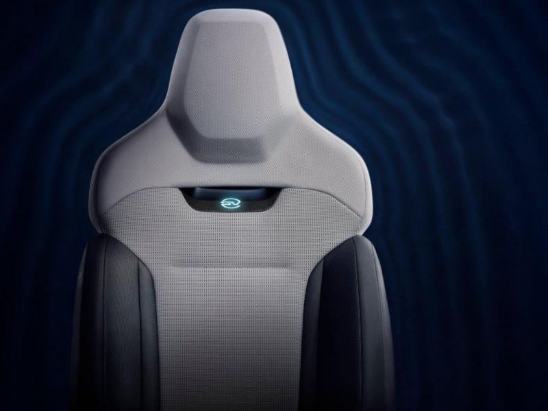 Купить Land-Rover Range-Rover Sport SV бензин 2024 id-1006473 в Киеве, Фото №[delta]