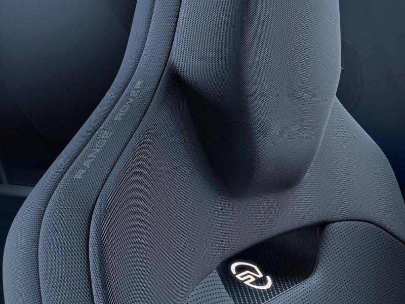 Купить Land-Rover Range-Rover Sport SV бензин 2024 id-1006473 в Киеве, Фото №[delta]