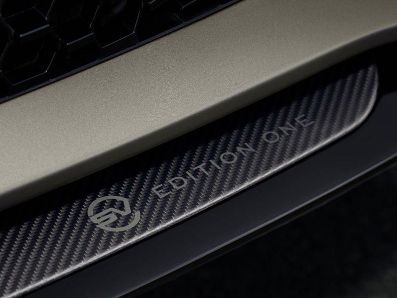 Купить Land-Rover Range-Rover Sport SV бензин 2024 id-1006473 в Киеве, Фото №[delta]