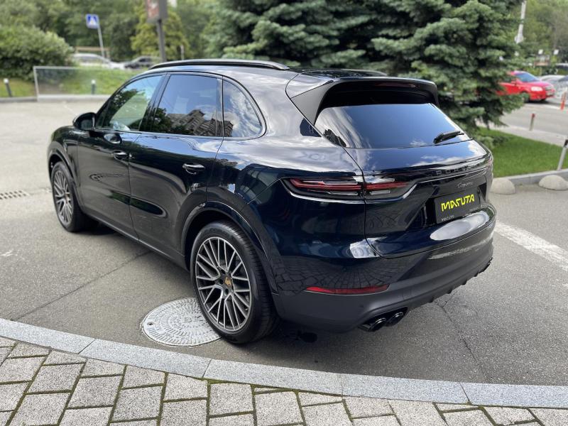 Купить Porsche Cayenne бензин 2024 id-1006480 в Киеве, Фото №[delta]