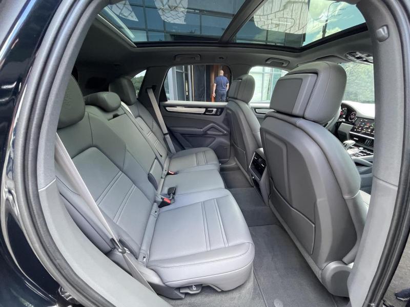 Купить Porsche Cayenne бензин 2024 id-1006480 в Киеве, Фото №[delta]