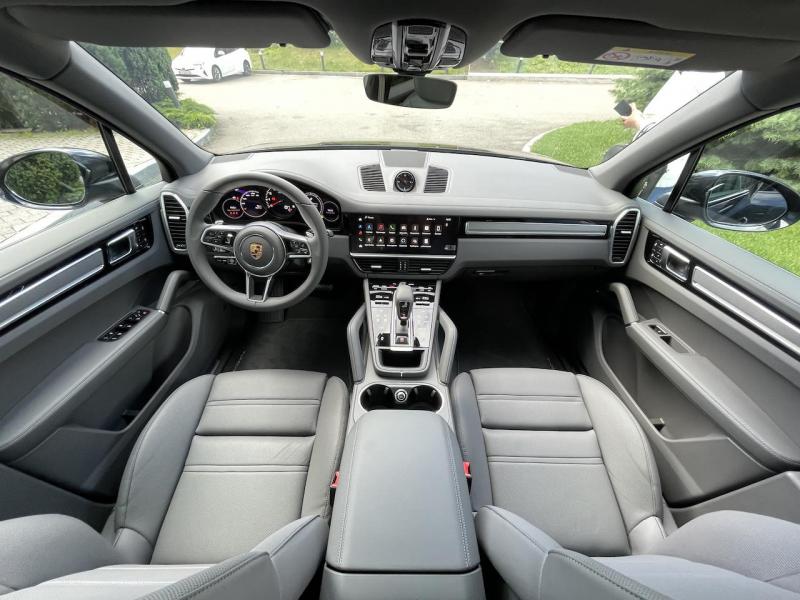 Купить Porsche Cayenne бензин 2024 id-1006480 в Киеве, Фото №[delta]