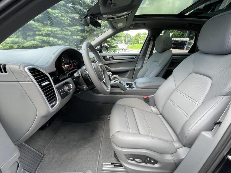 Купить Porsche Cayenne бензин 2024 id-1006480 в Киеве, Фото №[delta]