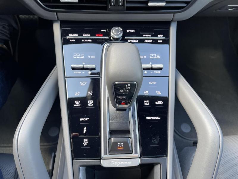 Купить Porsche Cayenne бензин 2024 id-1006480 в Киеве, Фото №[delta]