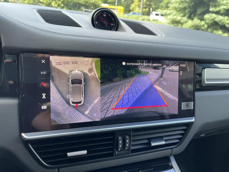 Купить Porsche Cayenne бензин 2024 id-1006480 в Киеве, Фото №[delta]