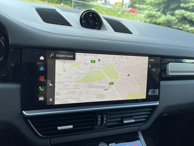 Купить Porsche Cayenne бензин 2024 id-1006480 в Киеве, Фото №[delta]