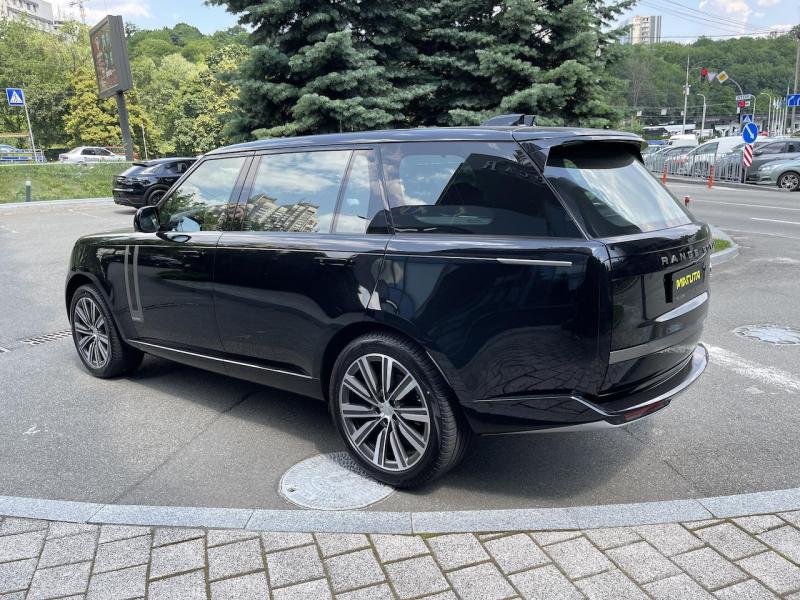 Купить Land-Rover Range-Rover L460 Autobioraphy LWB дизель 2025 id-1006481 в Киеве, Фото №[delta]