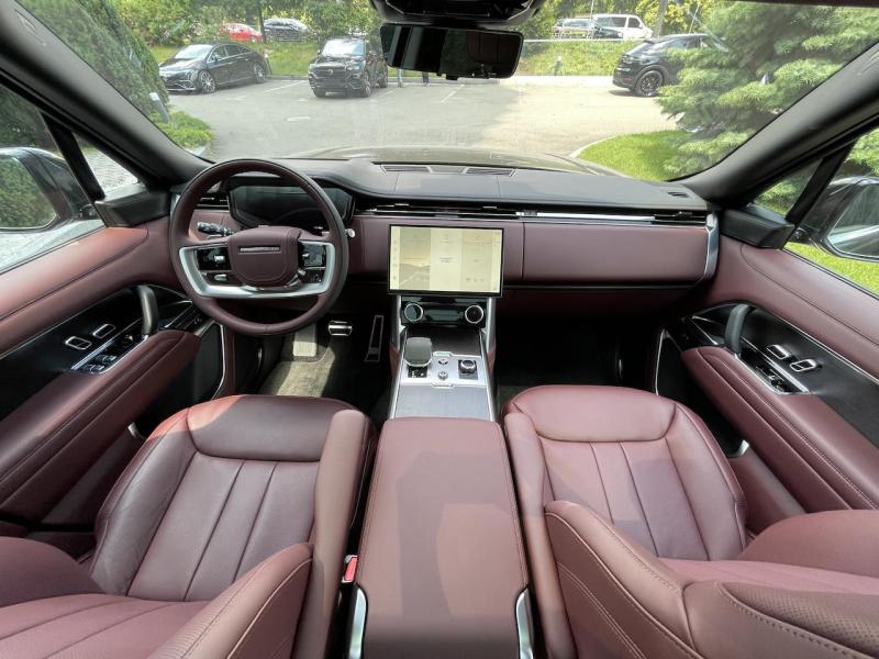 Купить Land-Rover Range-Rover L460 Autobioraphy LWB дизель 2025 id-1006481 в Киеве, Фото №[delta]