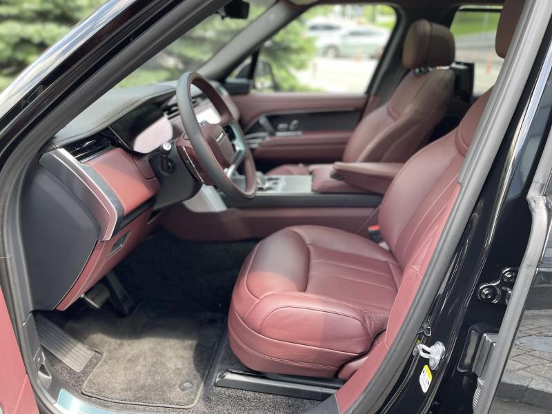 Купить Land-Rover Range-Rover L460 Autobioraphy LWB дизель 2025 id-1006481 в Киеве, Фото №[delta]