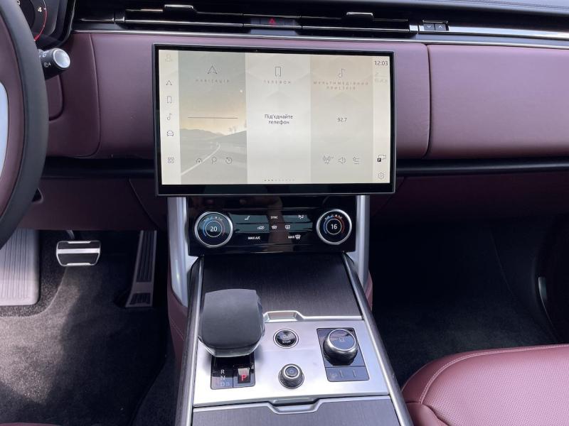 Купить Land-Rover Range-Rover L460 Autobioraphy LWB дизель 2025 id-1006481 в Киеве, Фото №[delta]