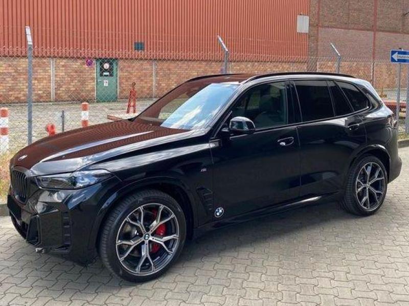 Купить BMW X5 xDrive30d дизель 2025 id-1006490 в Киеве, Фото №[delta]
