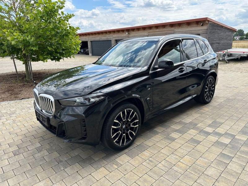 Купить BMW X5 xDrive30d дизель 2025 id-1006489 в Киеве, Фото №[delta]