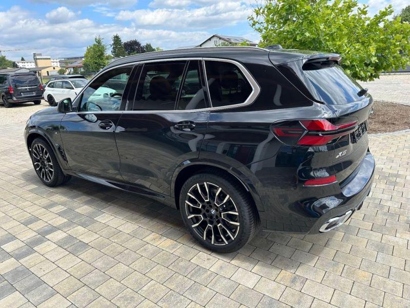 Купить BMW X5 xDrive30d дизель 2025 id-1006489 в Киеве, Фото №[delta]