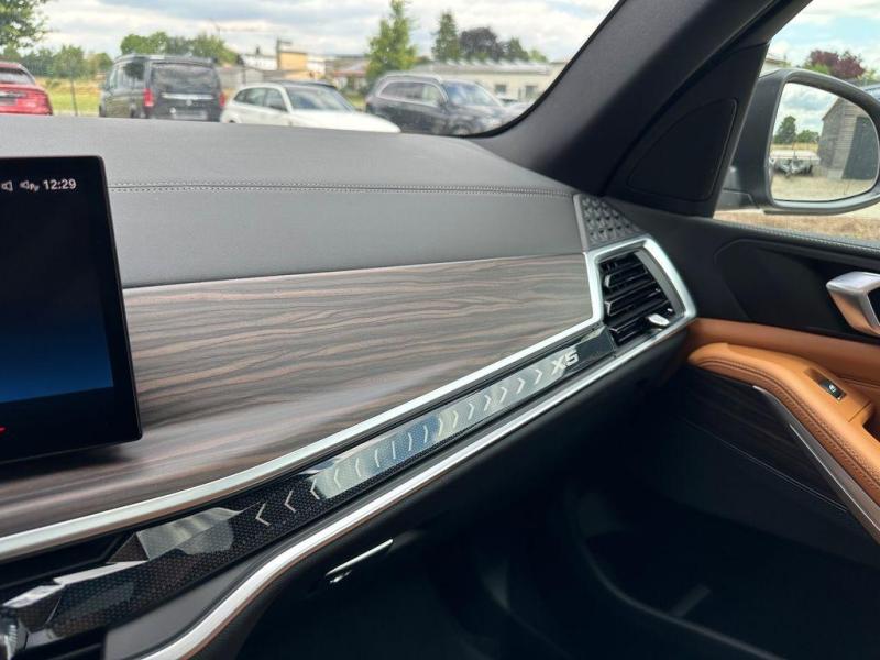 Купить BMW X5 xDrive30d дизель 2025 id-1006489 в Киеве, Фото №[delta]