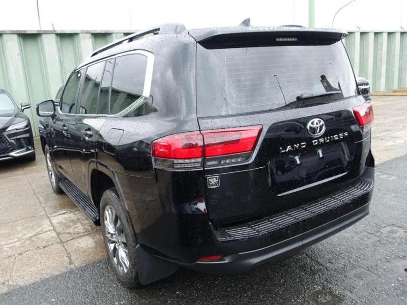Купить Toyota Land Cruiser 300 GUARD B6+ дизель 2025 id-1006494 в Киеве, Фото №[delta]