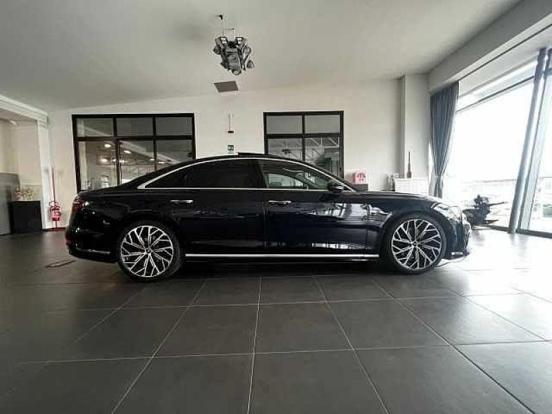 Купить Audi A8 LONG 50 TDI Quattro дизель 2024 id-1006511 в Киеве, Фото №[delta]