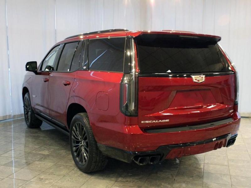 Купить Cadillac Escalade V-Series бензин 2023 id-1006521 в Киеве, Фото №[delta]