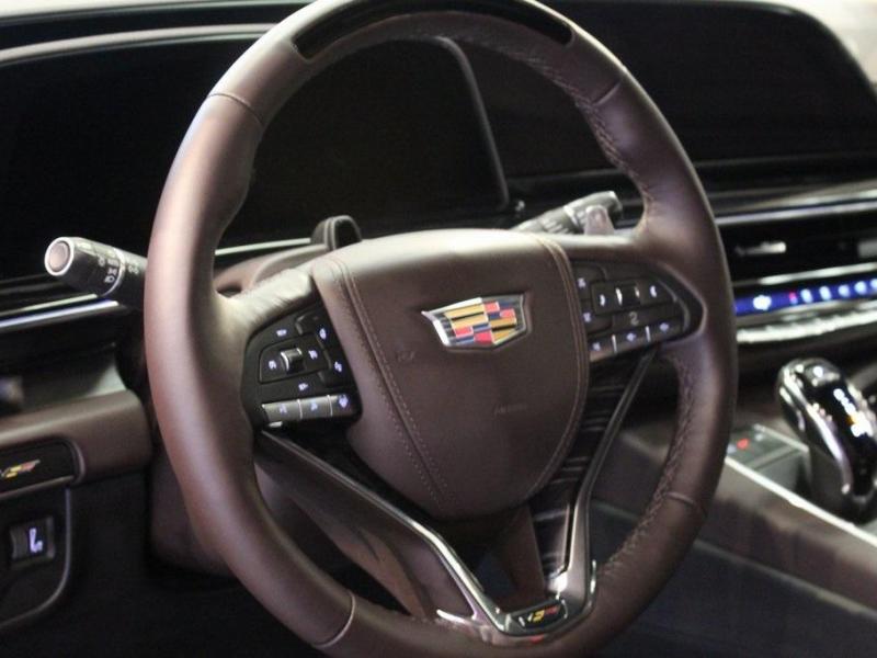 Купить Cadillac Escalade V-Series бензин 2023 id-1006521 в Киеве, Фото №[delta]